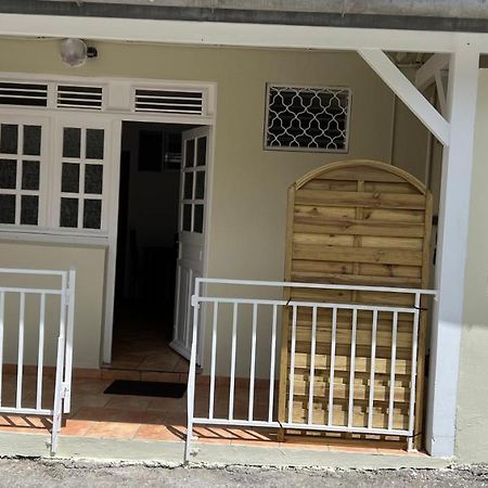 Appartement Cosy Et Bien Situe Fort-de-France Bagian luar foto